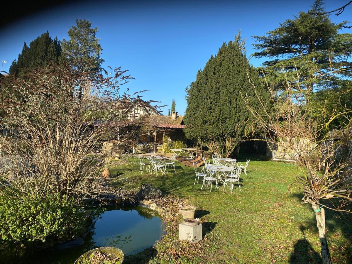 Une Vie En Rose Pressagny-lʼOrgeuilleux Exterior foto