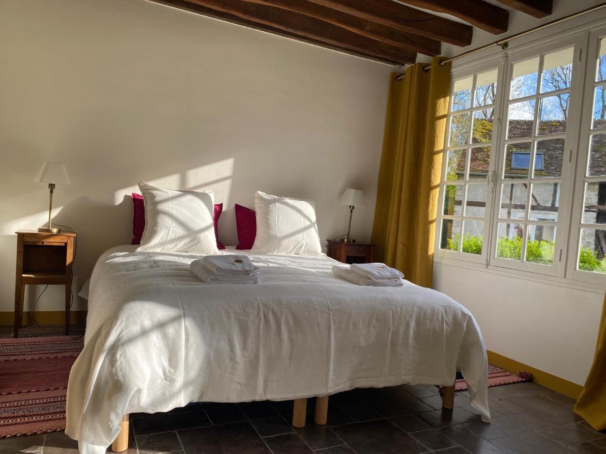 Une Vie En Rose Pressagny-lʼOrgeuilleux Exterior foto